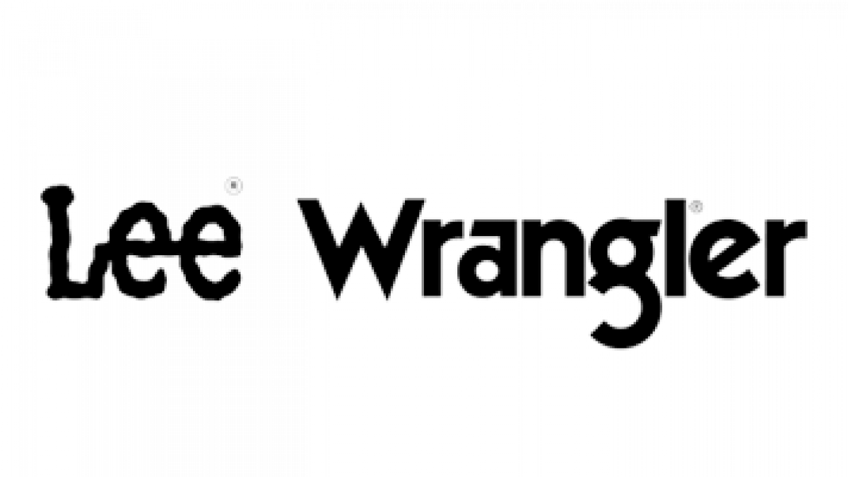 Men's Wrangler® Logo Long Sleeve Button Down Solid Shirt in Navy –  CWesternwear
